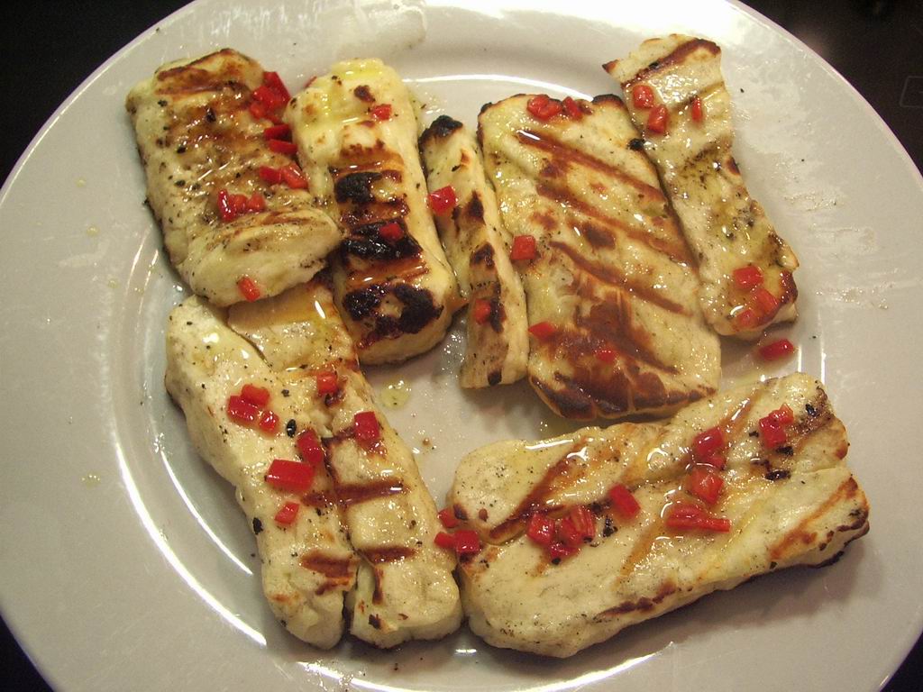 Grillet marineret kylling med grillet halloumi ost………